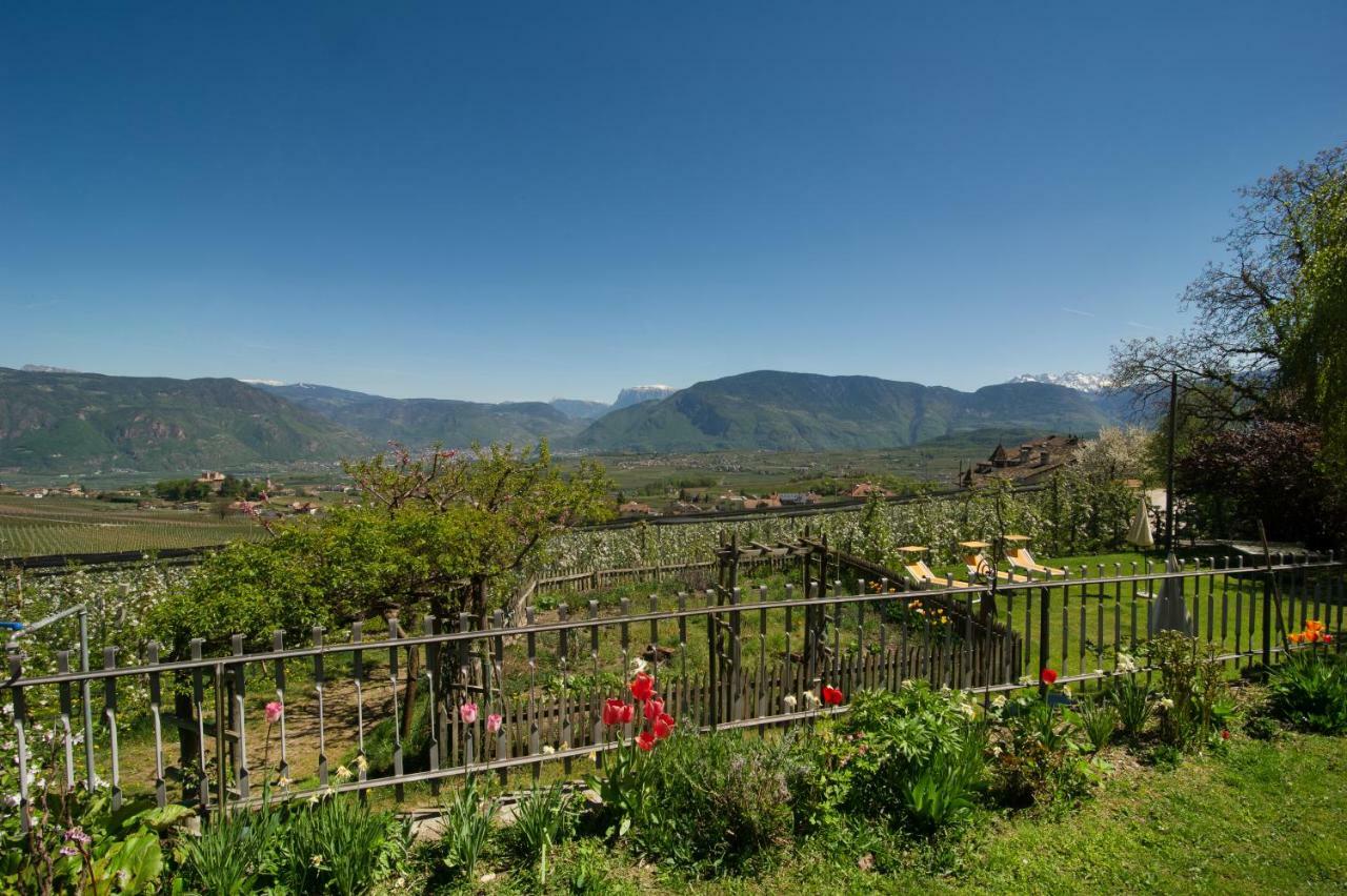 Haus St. Valentin Villa Appiano Sulla Strada Del Vino Exterior photo